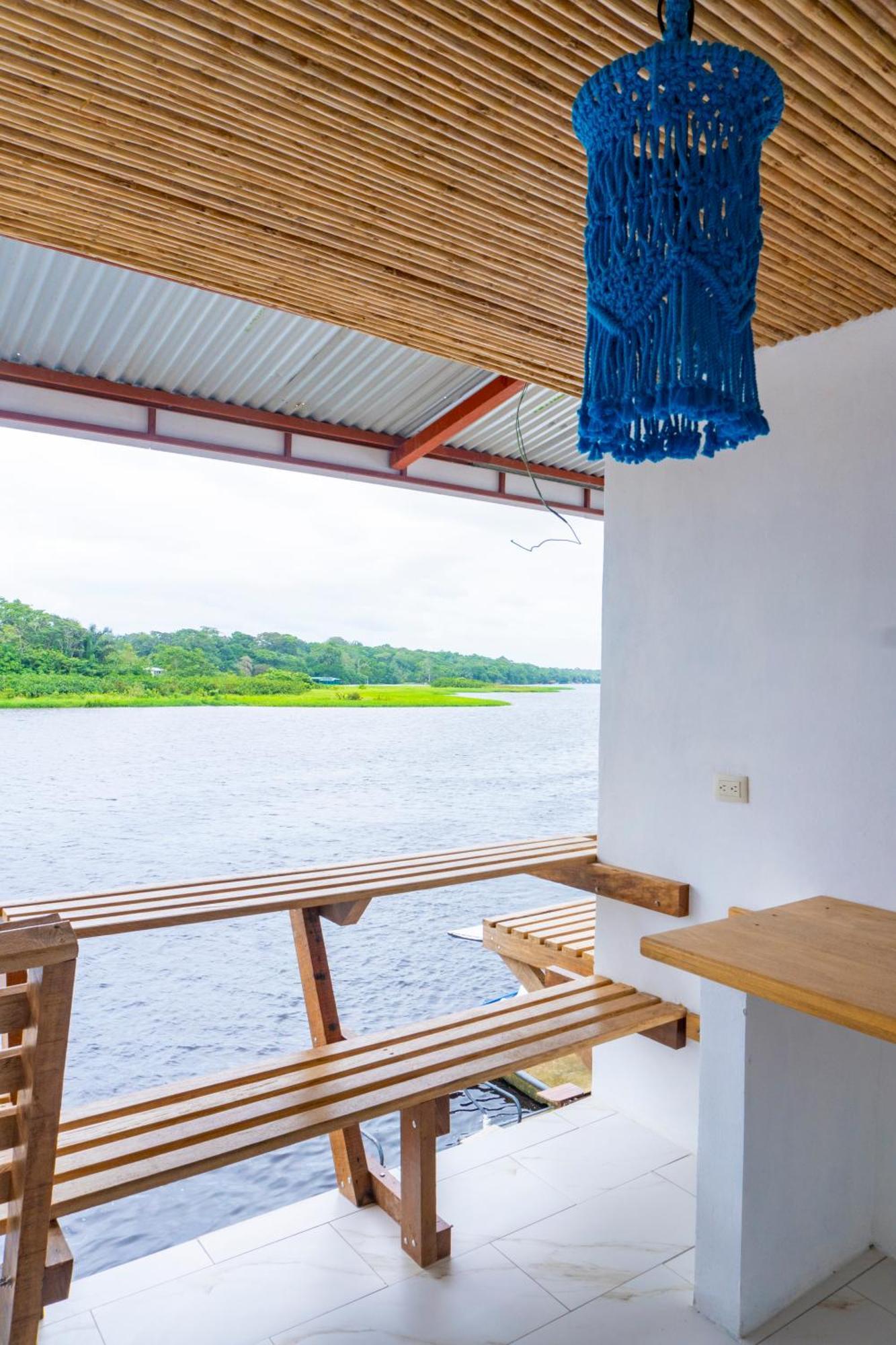 Hotel Pura Natura Riverside Tortuguero Exteriör bild