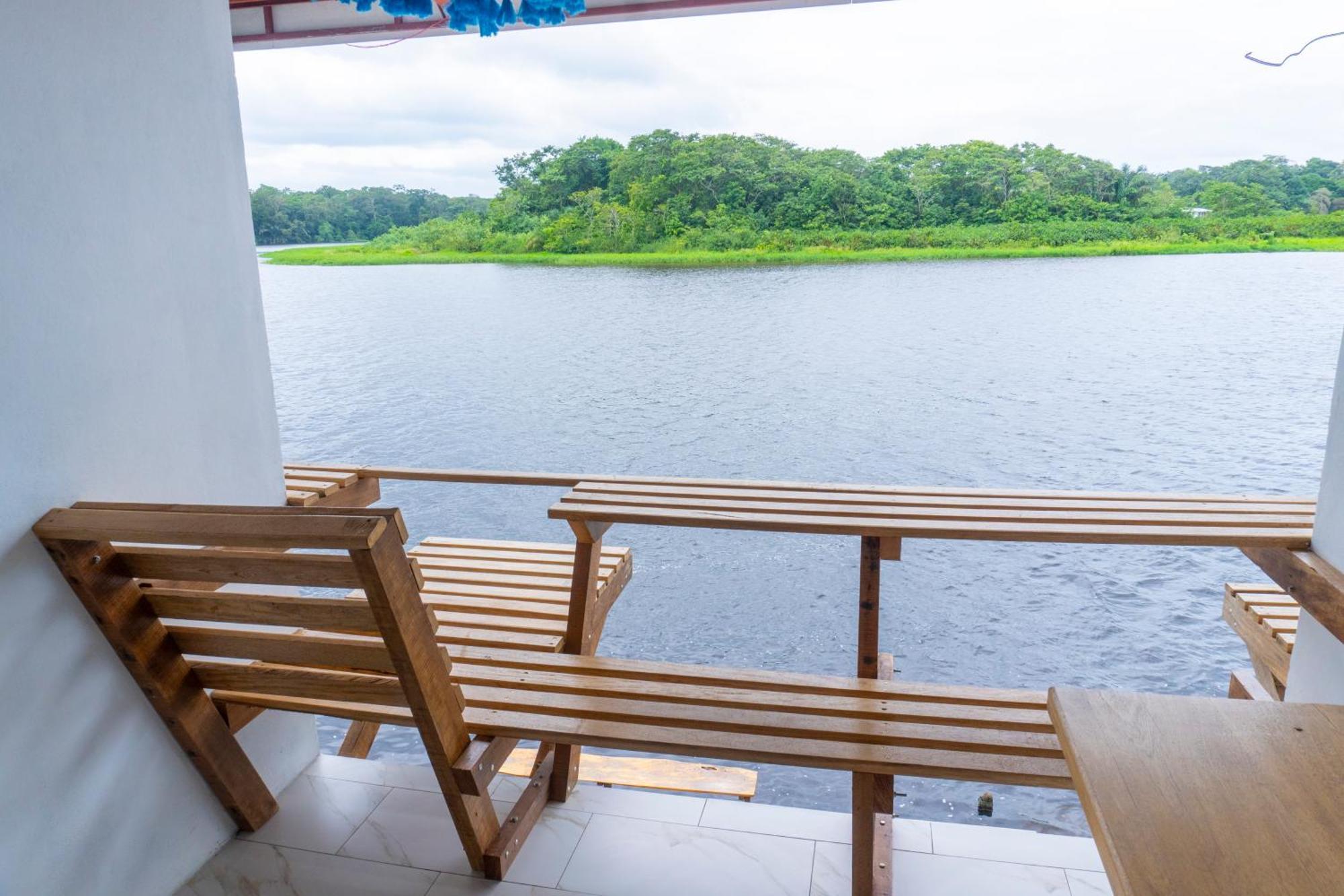 Hotel Pura Natura Riverside Tortuguero Exteriör bild